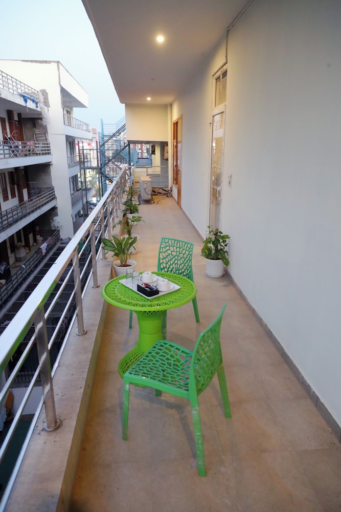 Hotel Mavens House