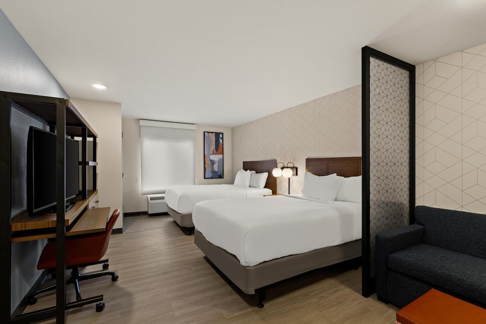 Everhome Suites Yuma East I-8