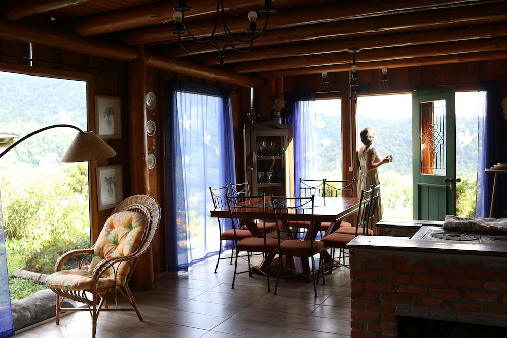 YAAHOO ECOLODGE