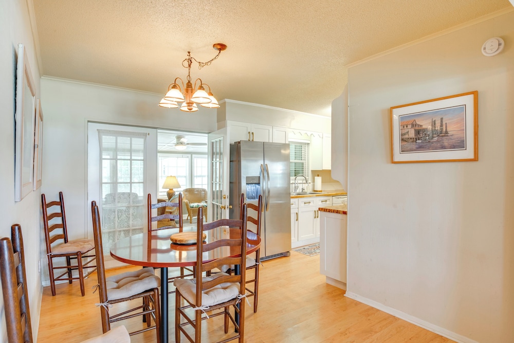 Fish, Relax & Repeat: Home w/ Yard in Eastpoint!