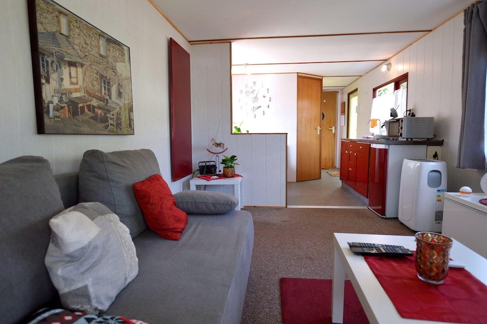 Apartment in Meisberg With In-house Catering