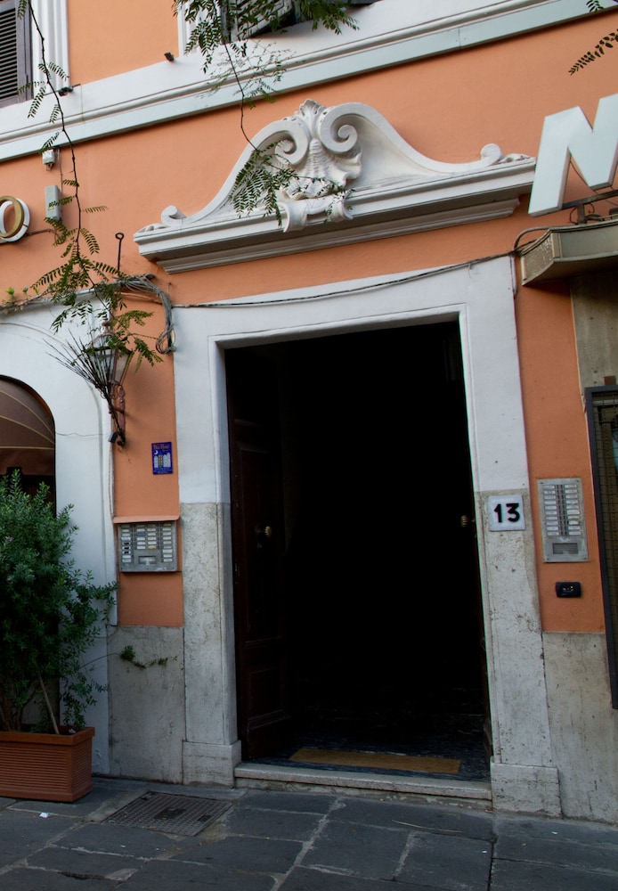 Gaudí Guesthouse