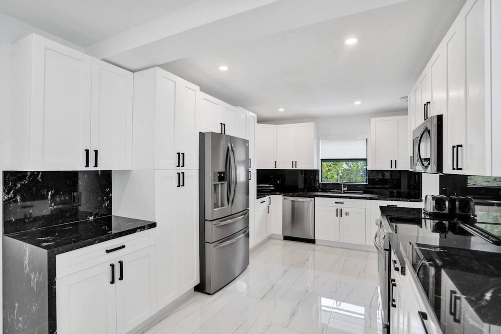 Hibiscus House in Fort Lauderdale