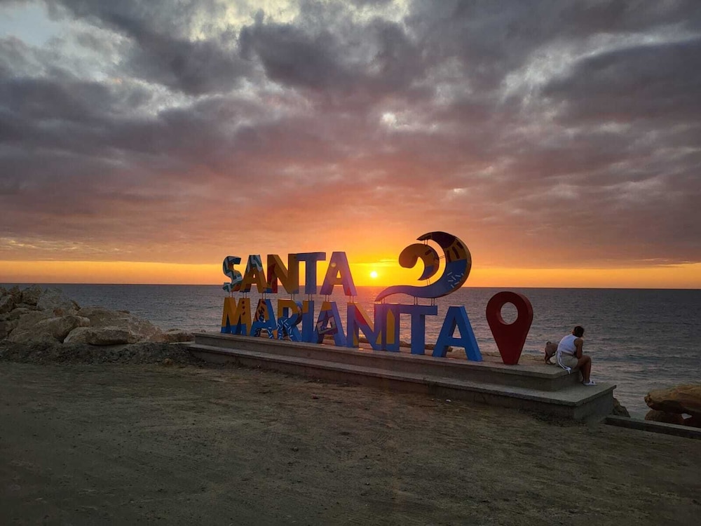 SUIT BRISAMAR SANTA MARIANITA BeachManta