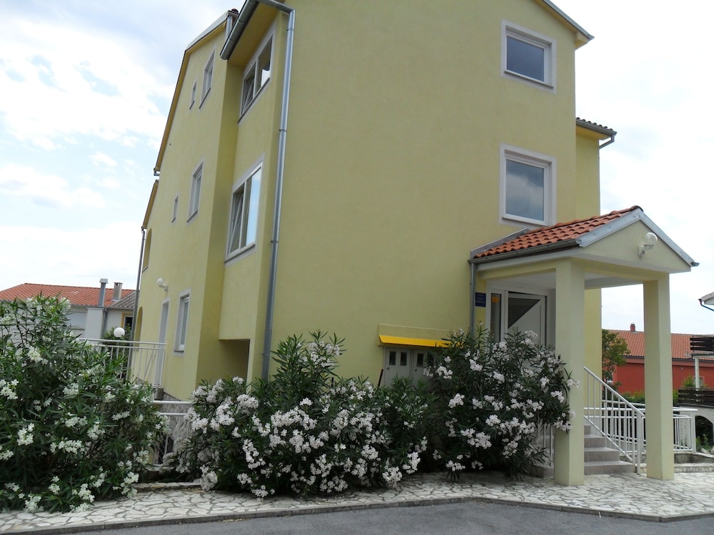 Photo 29