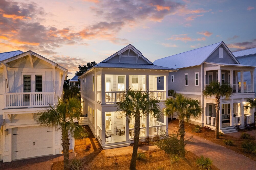 Walk to the Beach Pool 5bdr 3 Porches Beach Sea-ker s Retreat by Avantstay