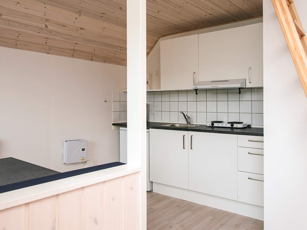 6 Person Holiday Park Home in Grindsted
