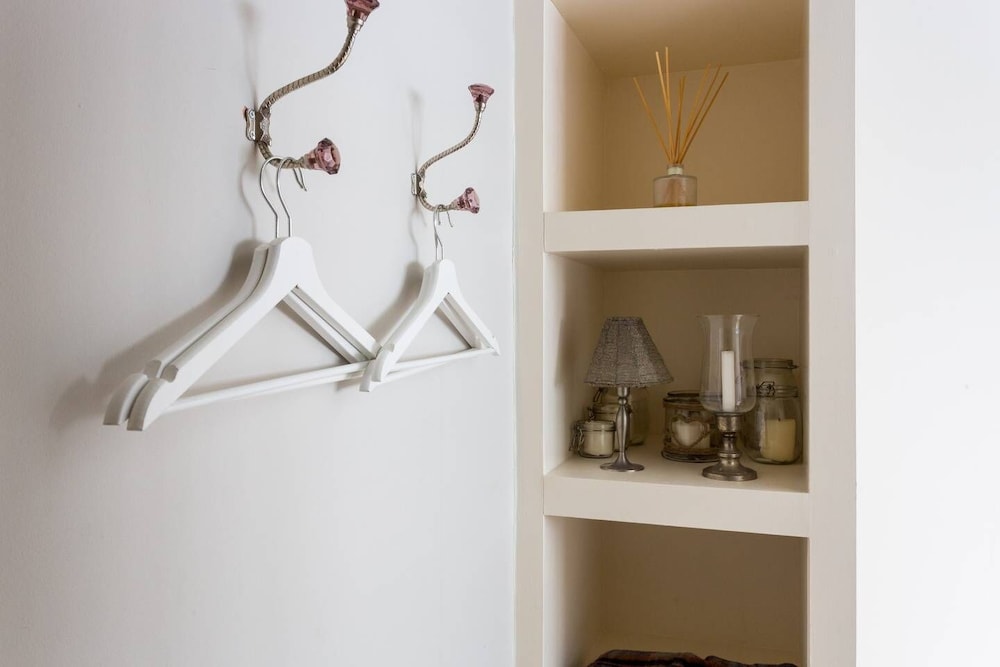 Delightful 2 bed Garden Flat in Shepherd's Bush