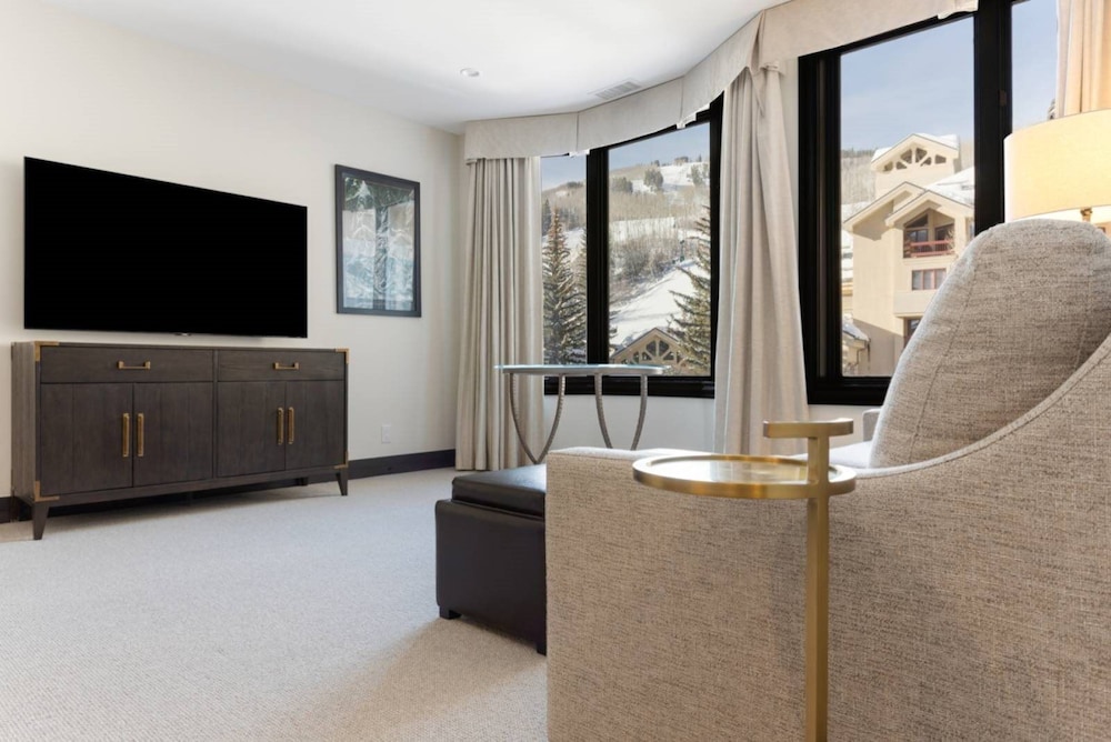 Luxury 3 Bedroom Condo in the Heart of Beaver Creek Village With Heated Pool