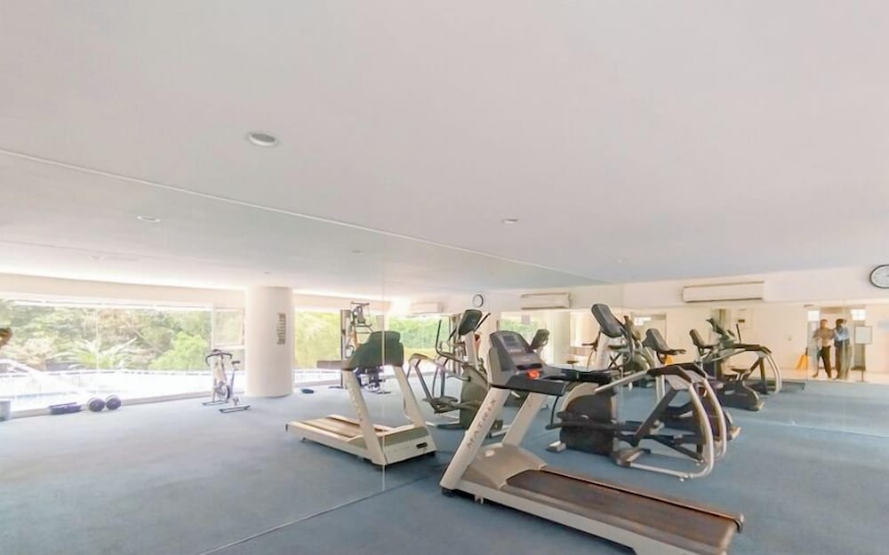 Homey and Comfortable 1BR Apartment at Dago Suites