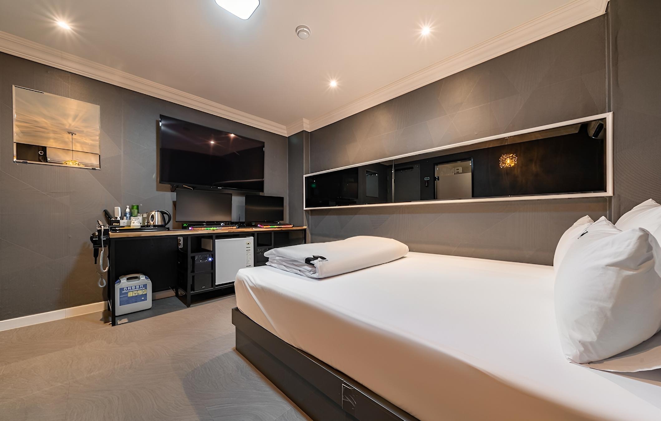 Siheung Hotel AM view 5