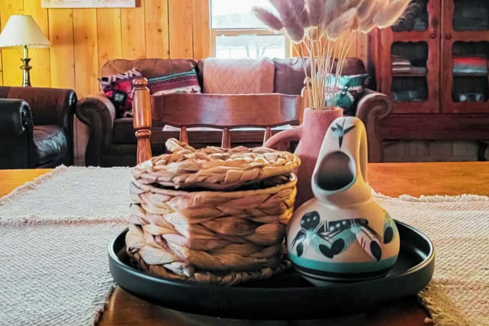 1 BR Bunk House on Long Hollow Ranch, Dog Friendly