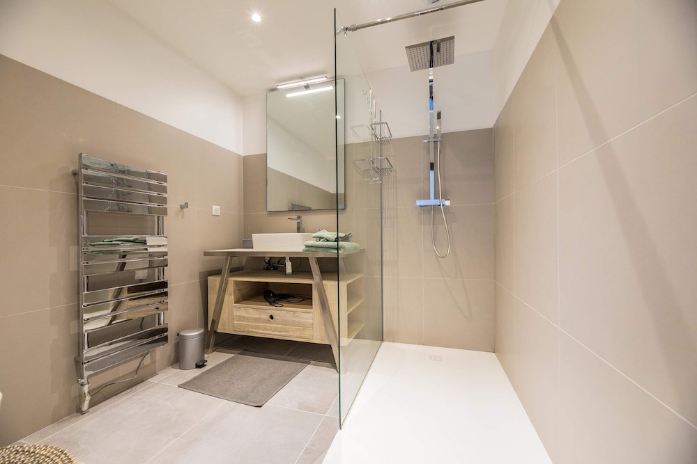 Architect Villaproperty Sea View Close to the Beaches