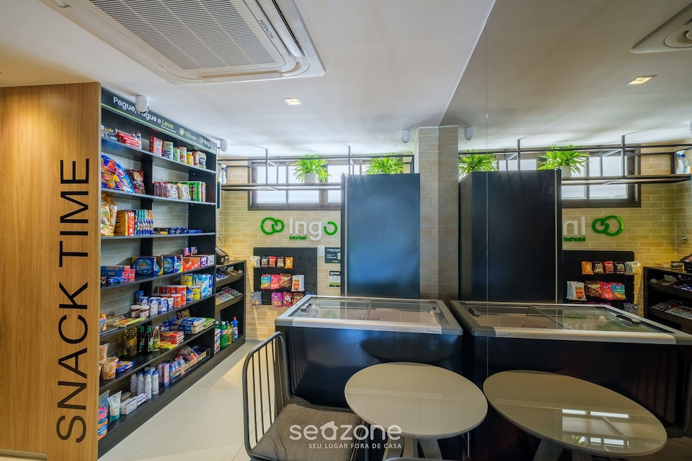 Modern and Fully Equipped Apartments 500m From Barra Beach in Salvador ZBN