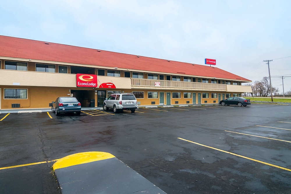 Econo Lodge South Holland - Chicago Southland view 2