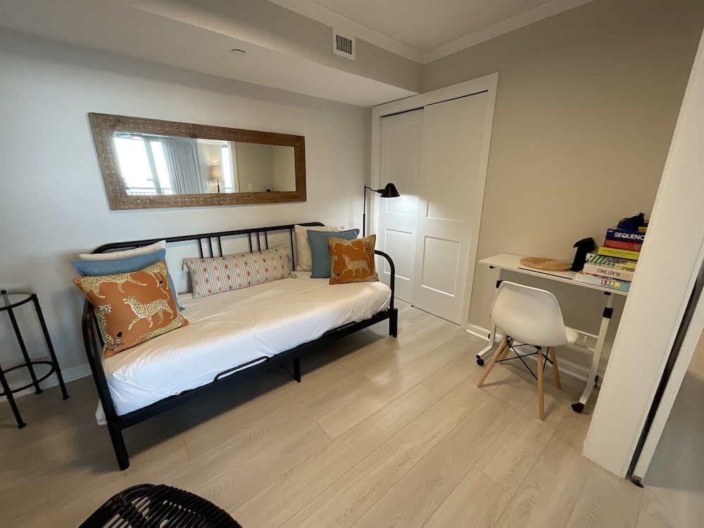 504 Brighton 2 Bedroom Condo