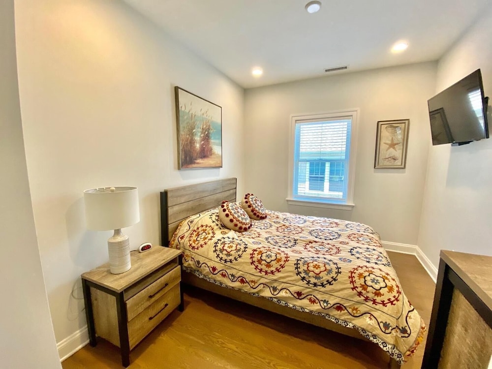 Scarborough Avenue 303