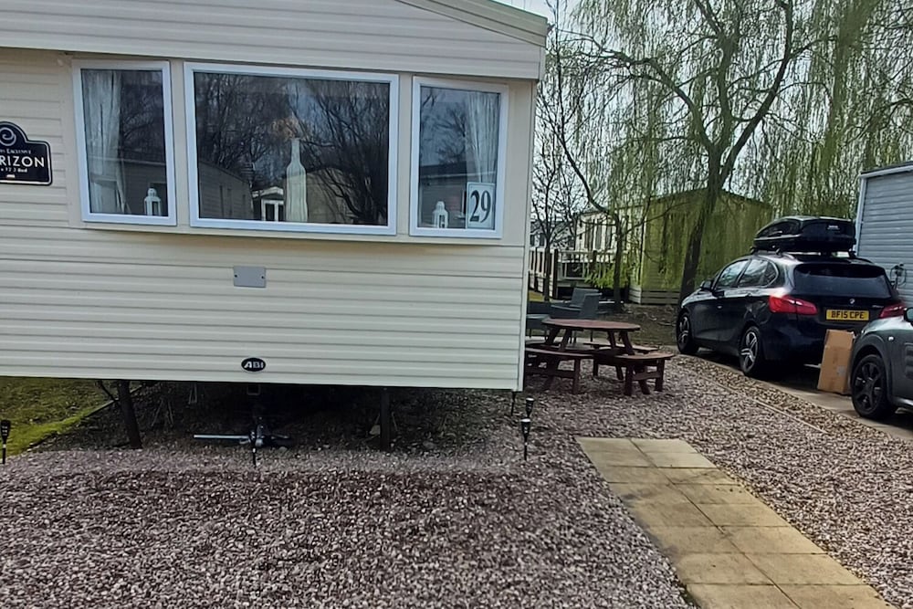 Luxury Family Lodge, Decking, Parking, Tattershall