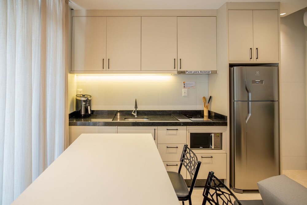 Elegance Residence