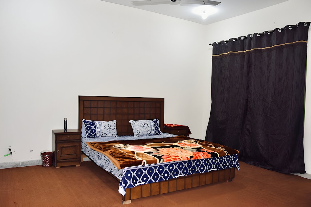 Kashee's Lodges view 4
