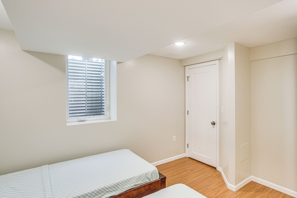 Charming Saint Paul Retreat: 7 Mi to Downtown!