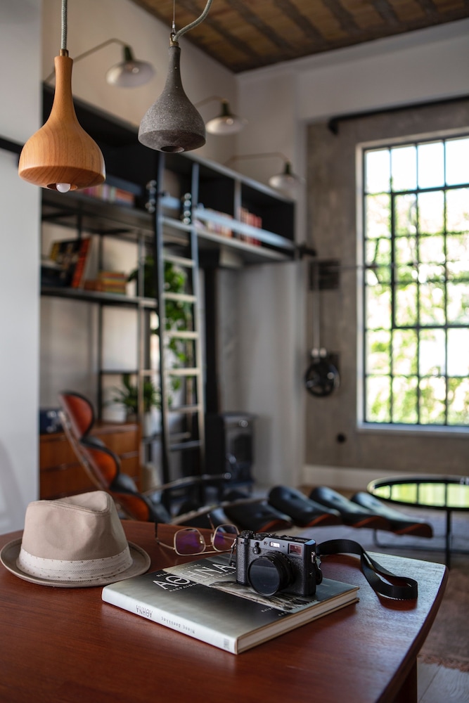 The Foundry Suites