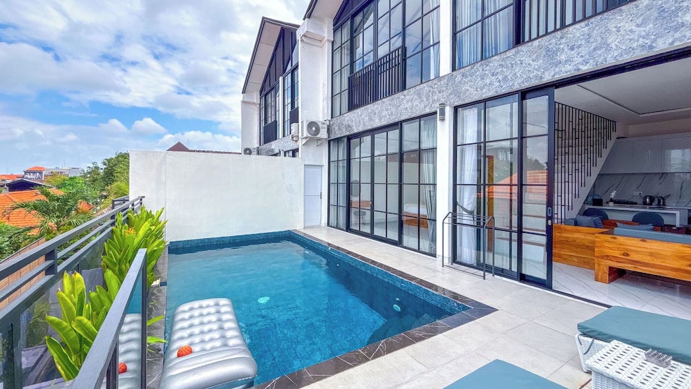 Seminyak Loft 360 Bali photo 5