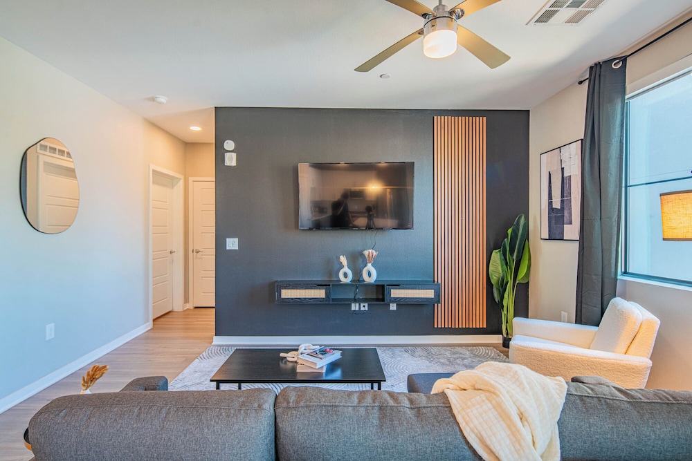 ROVE LIVING/KL - Alta North Central