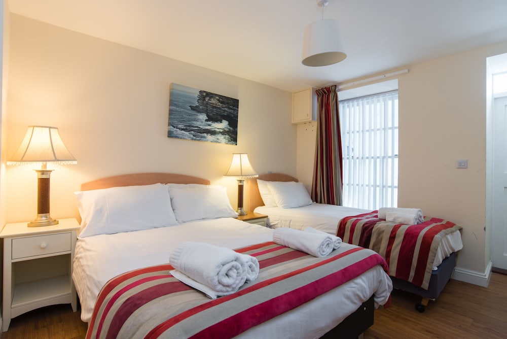 Marine Apartment