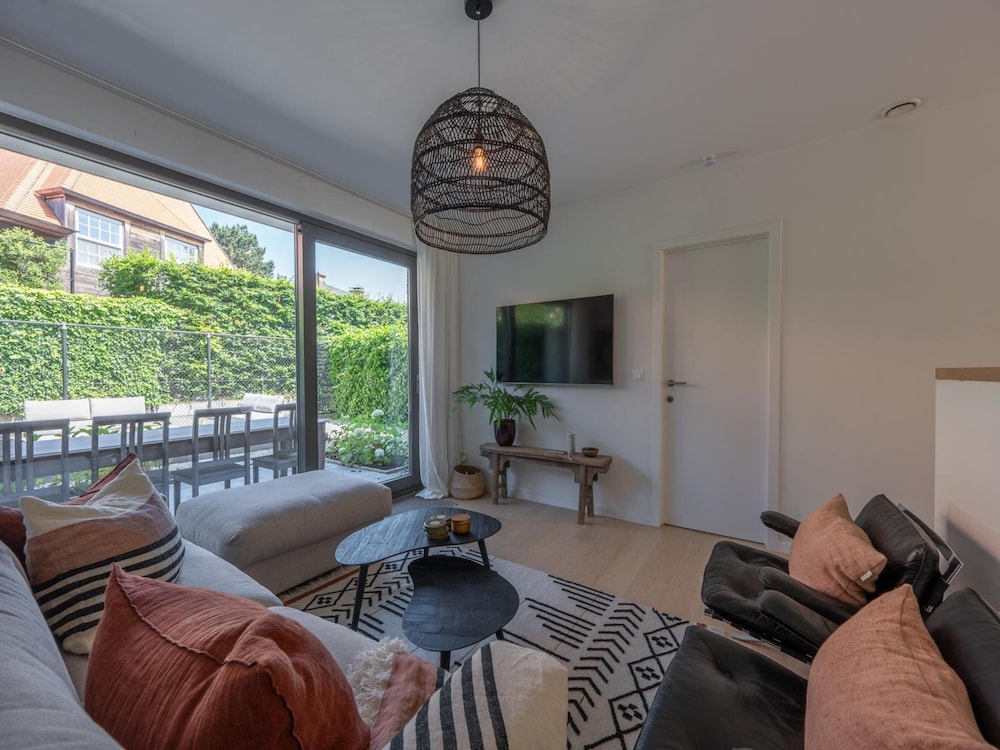 Apartment in Duinbergen Near the Beach