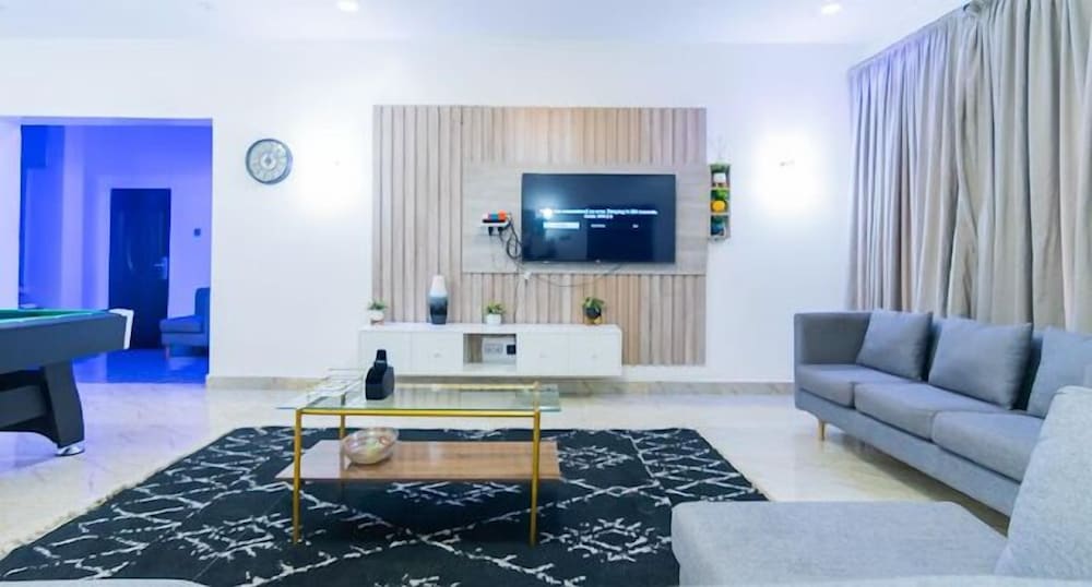 SWAY APARTMENTS