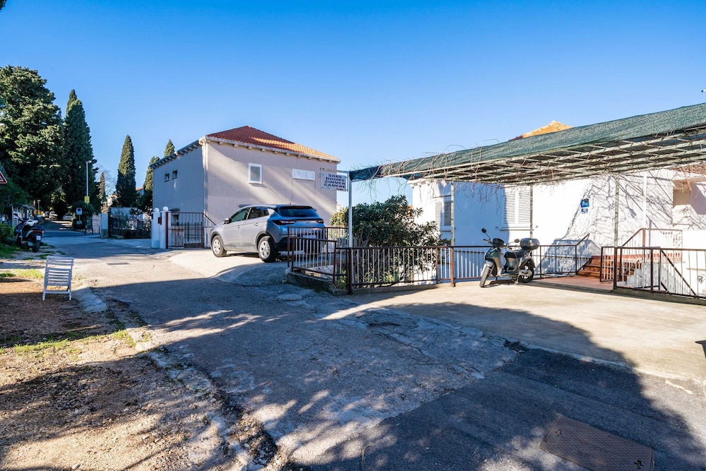 Dubrovnik Vacations - Studio Apartment Masa - Property Image 8