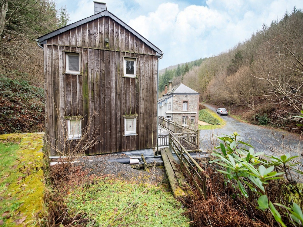 Riverside Retreat, Ardennes