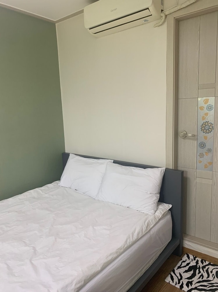 Hamory Guesthouse
