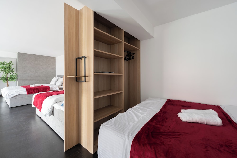 Stylish apartments near center