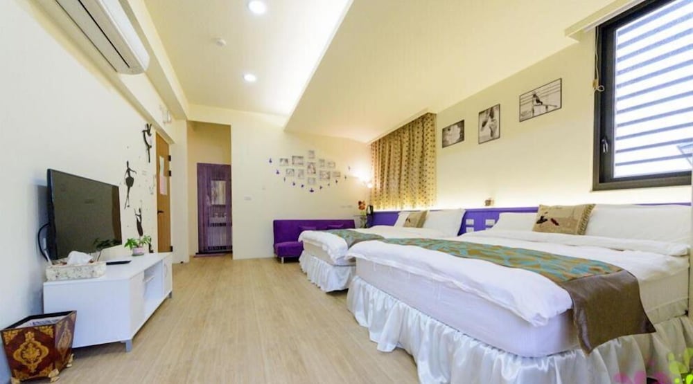 Puli Waltz Villa