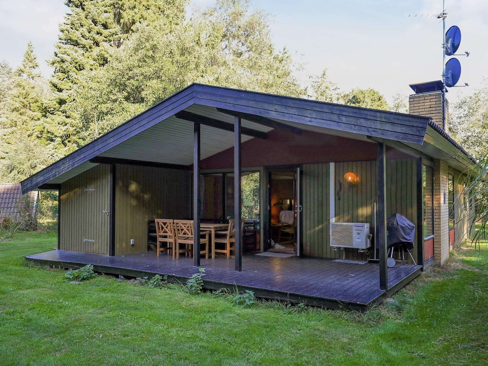 8 Person Holiday Home in Idestrup
