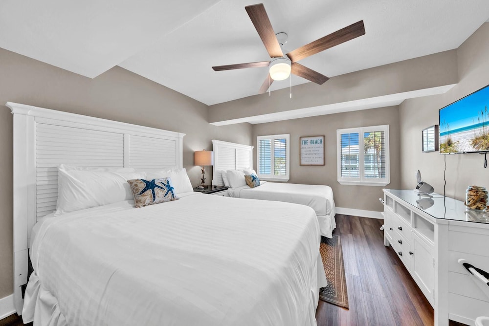 Pirate Cove Villas #111
