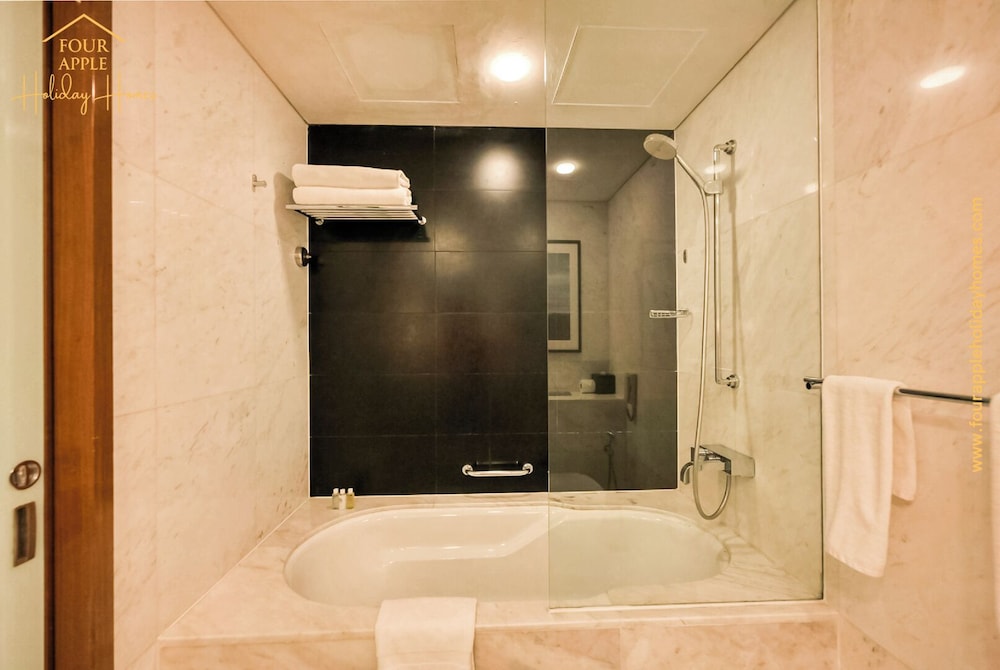 Luxury Studio with Burj Khalifa View