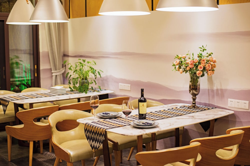 Li River Resort Villa Hotel