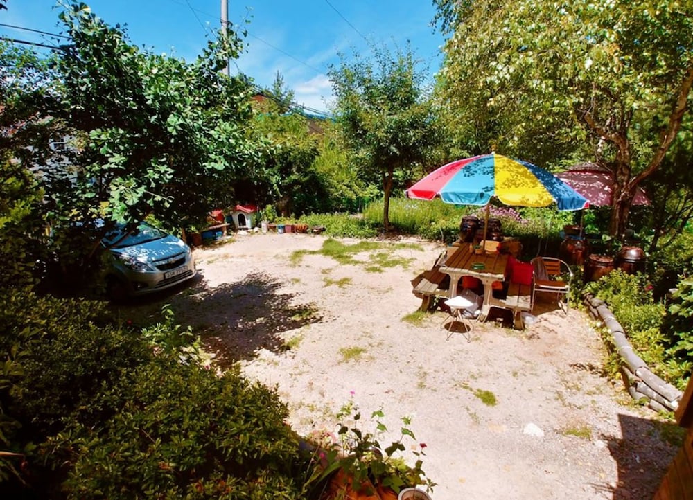 Nadeuli Pension