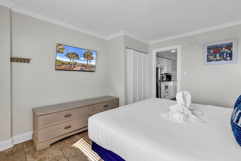 Bluewater Resort 1208