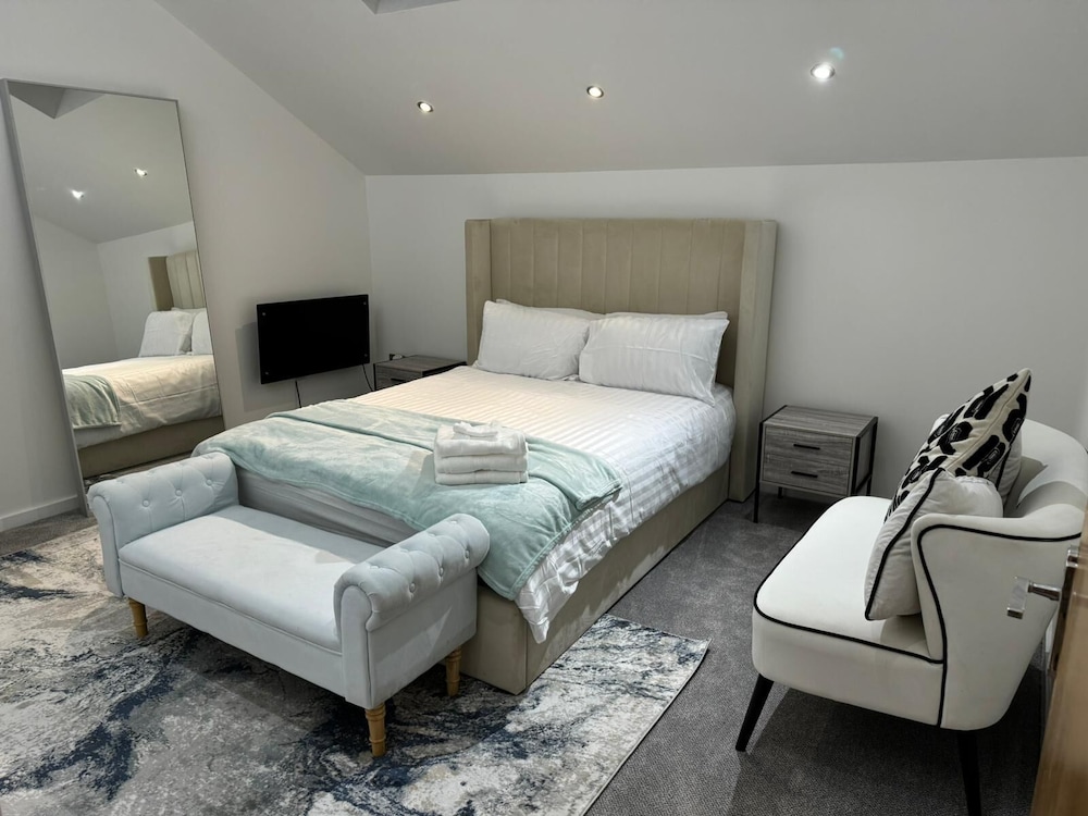 Luxury Loft Style 2 Bed Apartment Next to Excel/o2