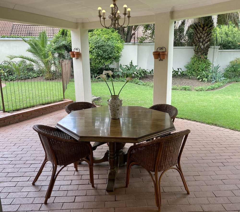 Paulshof Guesthouse