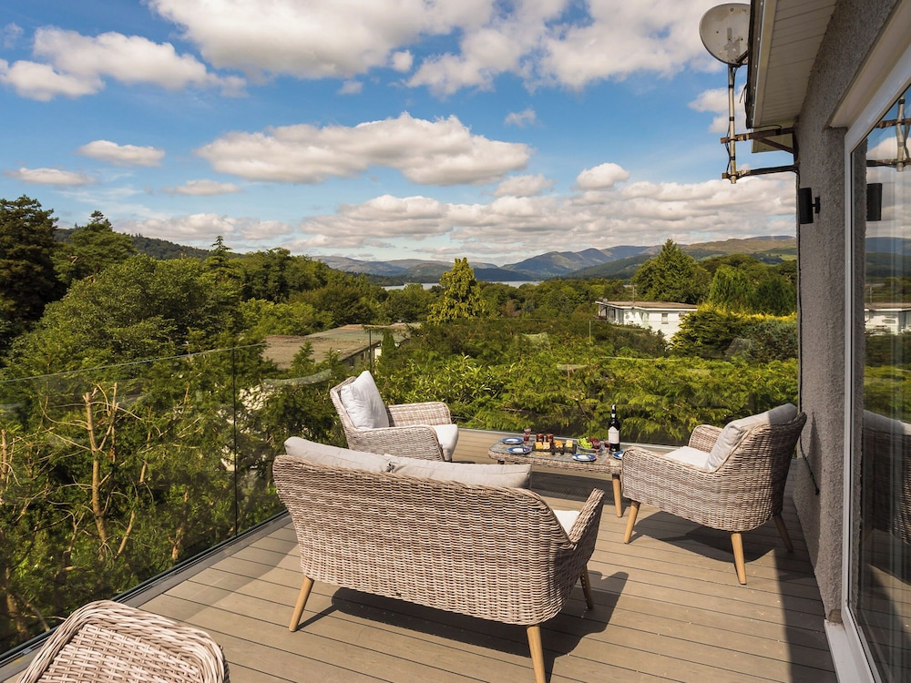 Mere View