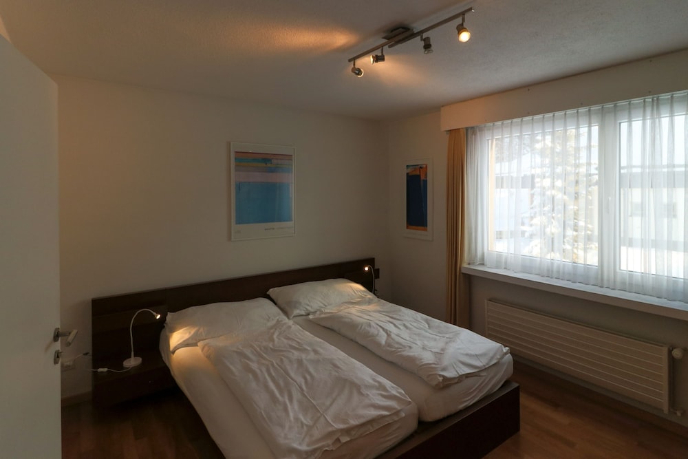 Apartments Cresta