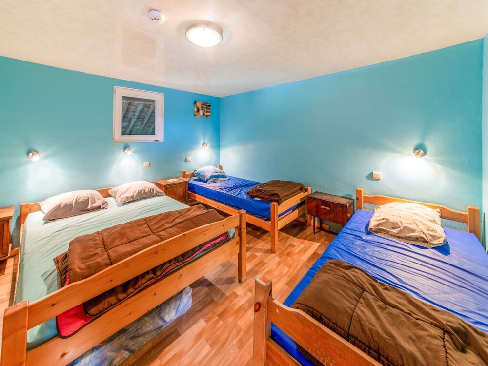 Charming Farmhouse in Brisy view 2