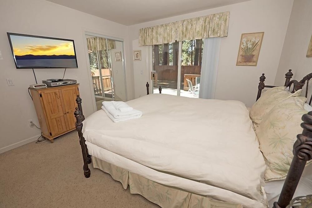 3301 Marlette Circle 3 Bedroom Home by RedAwning