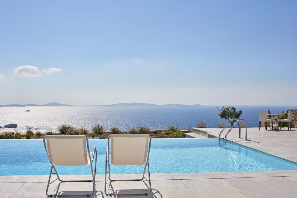 Ammos Villas In Houlakia