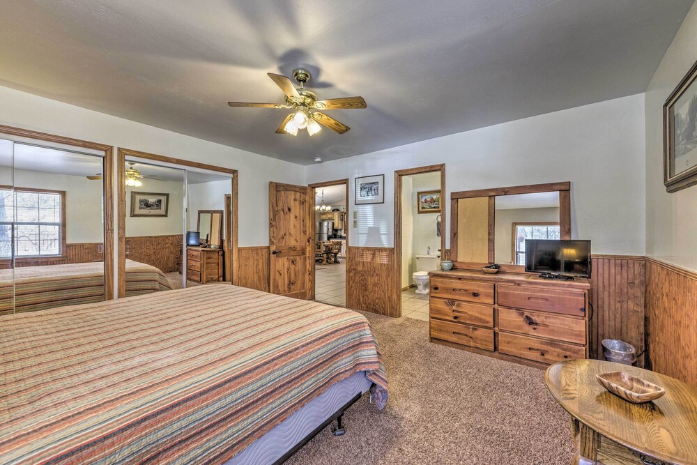 Lovely Creekside Ruidoso Home w/ Hot Tub & Deck! view 5